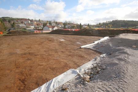 GRADNJA DOMA ZAŠČITE IN REŠEVANJA Z MEDGENERACIJSKIM CENTROM RAKEK 4 FOTO LJUBO VUKELIČ